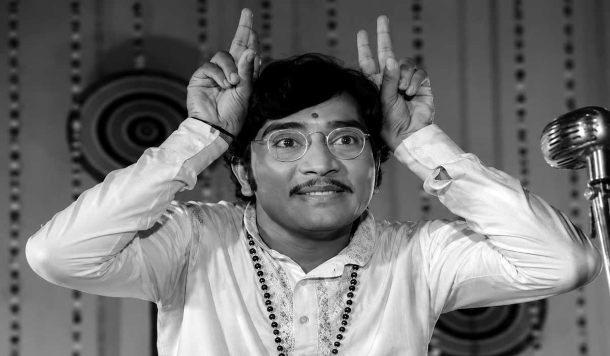 GV Narayana Rao: రజనీ కాంత్, చిరంజీవి క్లోజ్ ఫ్రెండ్ ఇకలేరు... ప్రముఖ నటుడు జీవీ నారాయణ రావు తుదిశ్వాస - NaaTV Telugu GV Narayana Rao performing in the "Taali Kattu Subhavela video song" from Rajinikanth and Jayapradha's Anthuleni Katha movie